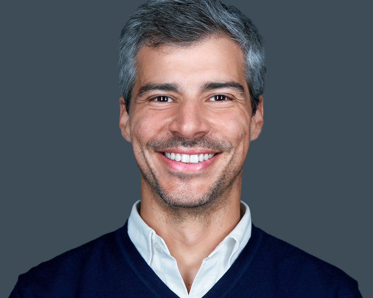 Headshot profissional em Coimbra