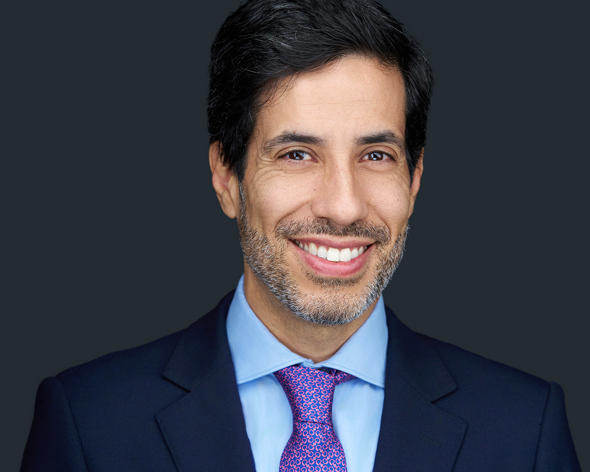 Retrato LinkedIn em Coimbra para perfil profissional